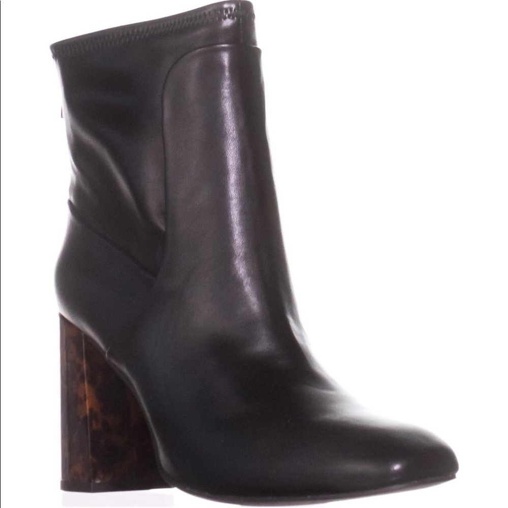 Charles by Charles David Booties Size 8M Black